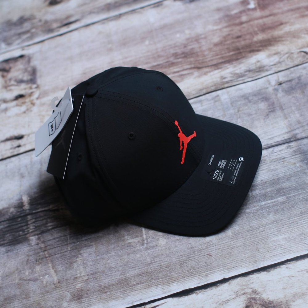 Men's Jordan Classic 99 Snapback Black Ballcap